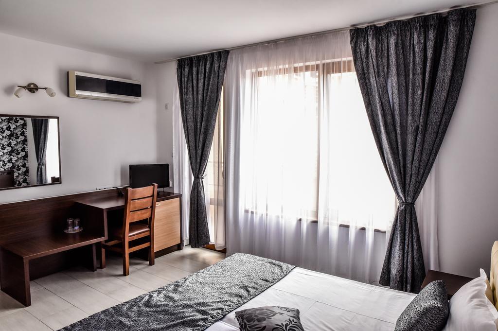 Dimitur Jekov Guest House ออบซอร์ ภายนอก รูปภาพ