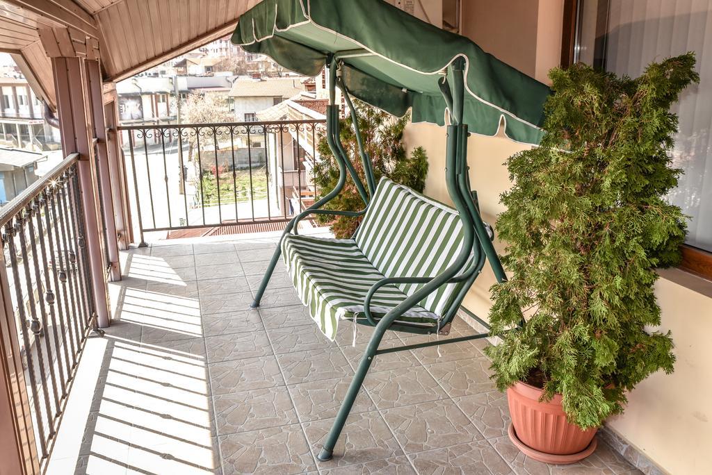 Dimitur Jekov Guest House ออบซอร์ ภายนอก รูปภาพ