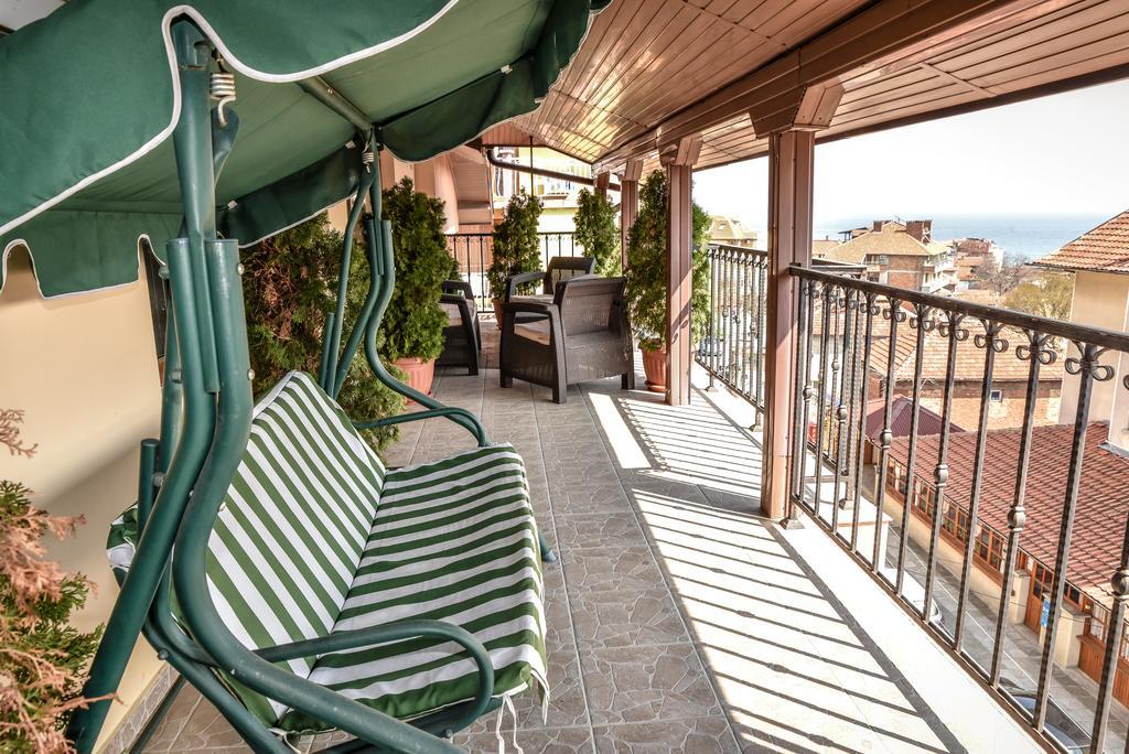 Dimitur Jekov Guest House ออบซอร์ ภายนอก รูปภาพ